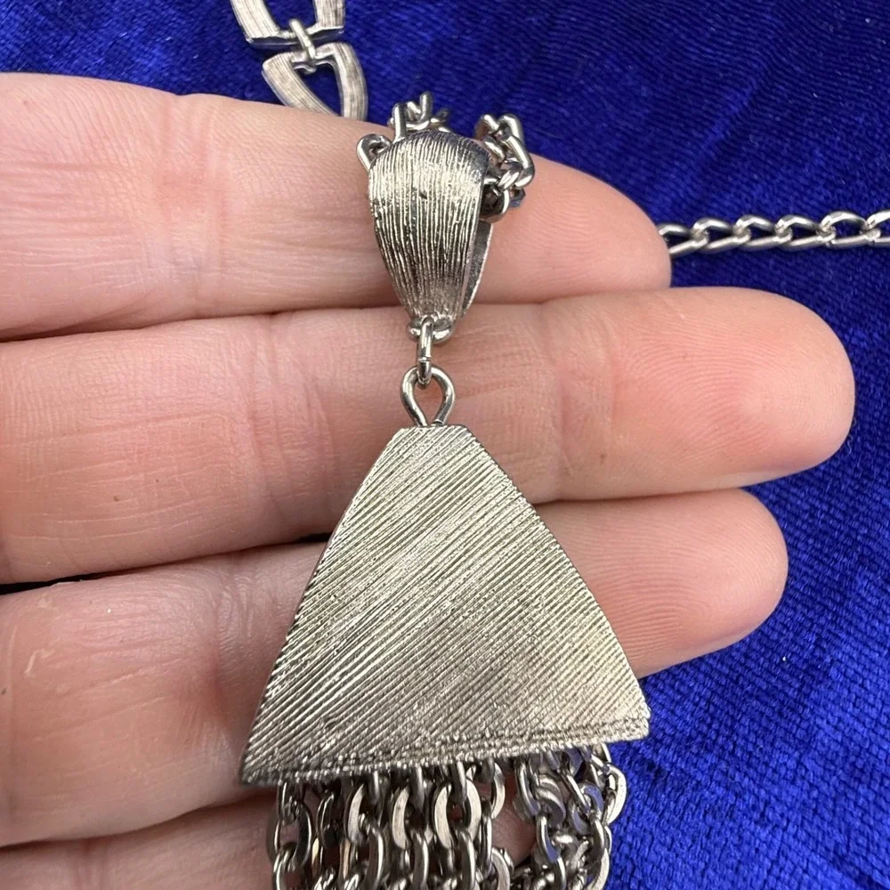 Vintage Estate Tassel Necklace Silver Tone Fringe Textured Geometric 23